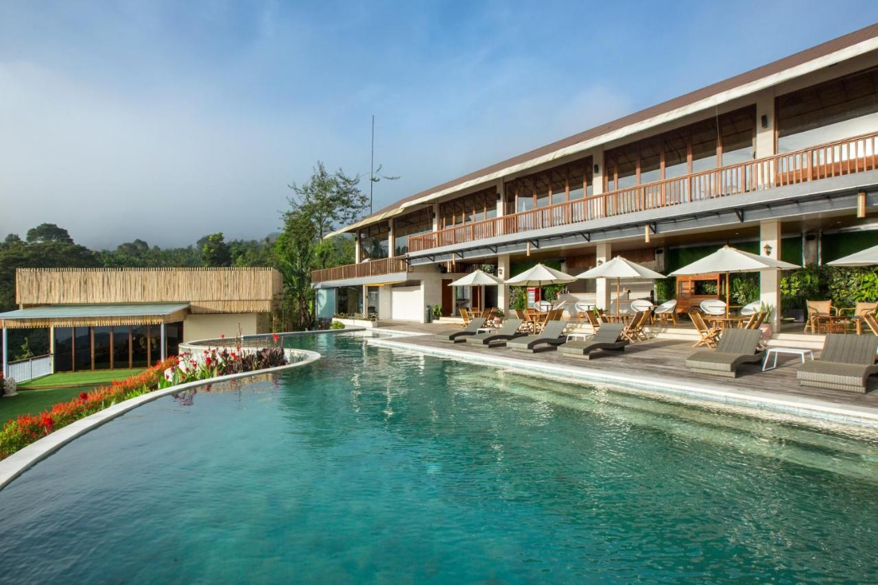 Giriwood Hotel & Villa Munduk Exteriör bild