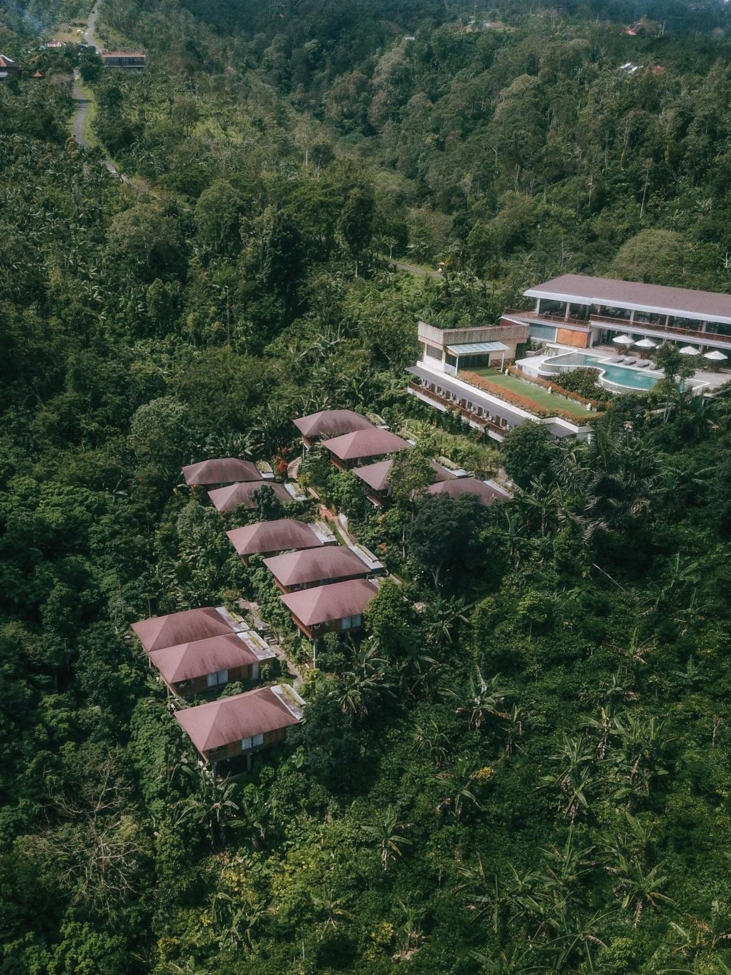 Giriwood Hotel & Villa Munduk Exteriör bild
